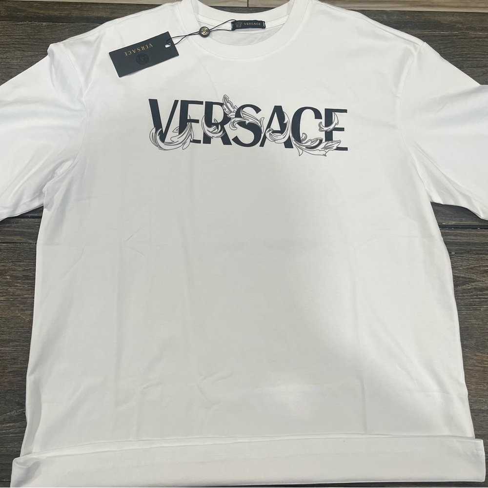 Versace t shirt